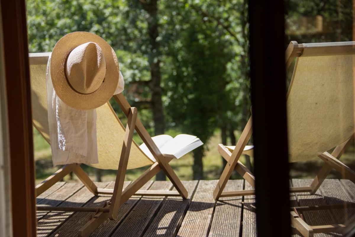 Le Bois De Faral Hotell Le Bastit Exteriör bild