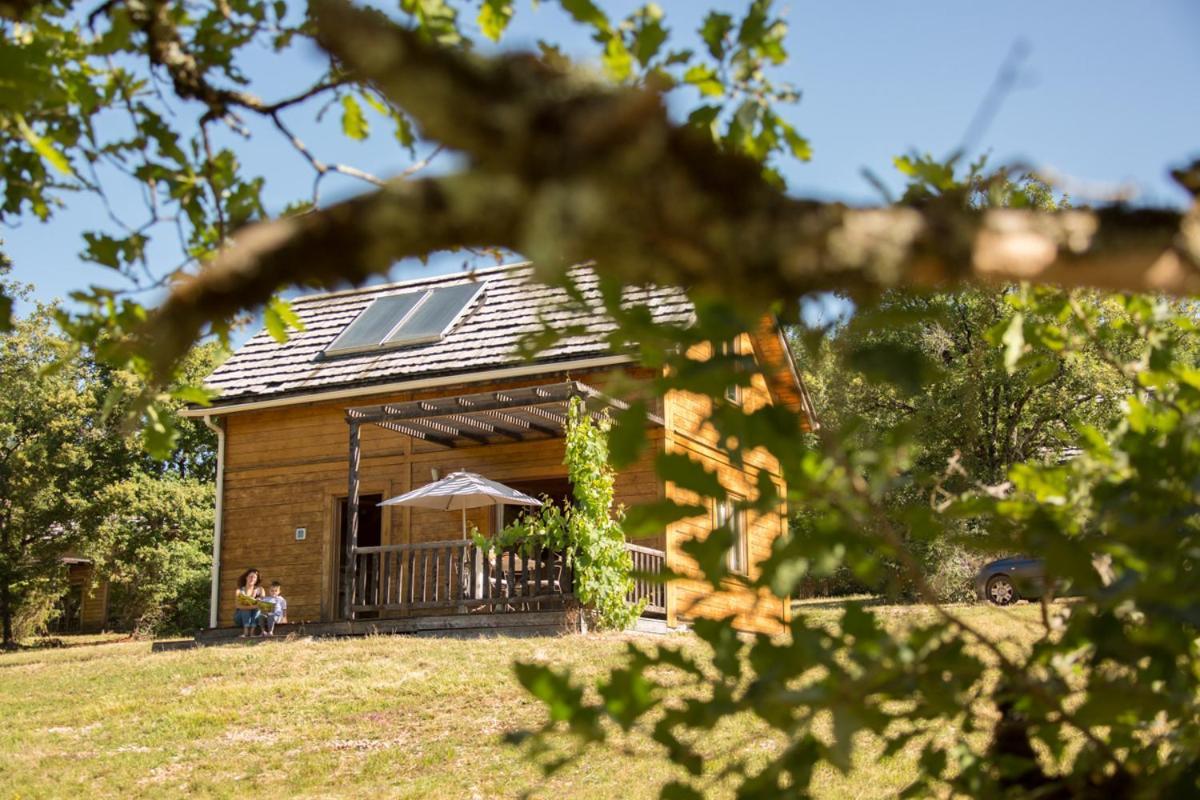 Le Bois De Faral Hotell Le Bastit Exteriör bild
