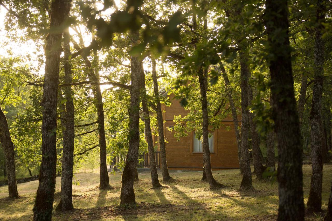 Le Bois De Faral Hotell Le Bastit Exteriör bild